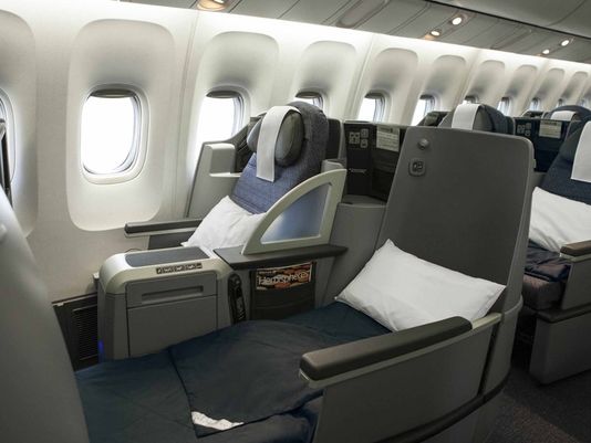 Lay Flat Seats in Business Class on U.S Cross Country Flights